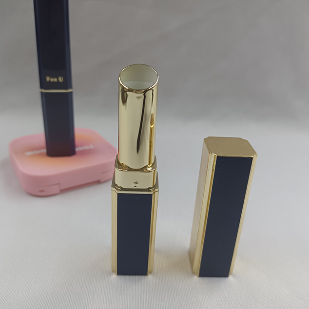 Slim Square Black Gold 7.1mm Inner Cup Lipstick Tube With Custom Color And Price